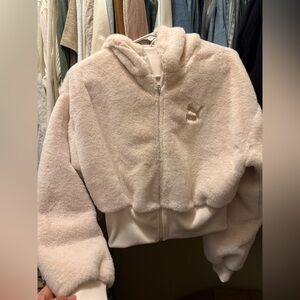 ✨PUMA Faux Fur Zip Up Sweater✨